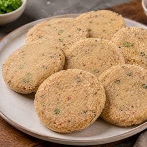 Delicious Potato Chicken Frozen Cutlets with crispy coating, premium ready-to-cook snack from www.paknpure.com.